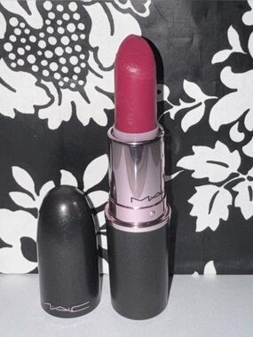 MAC Forever Young Lipstick~Diana Ross collection